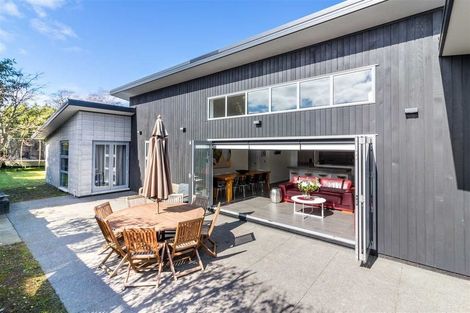 Photo of property in 108 Bryndwr Road, Bryndwr, Christchurch, 8052