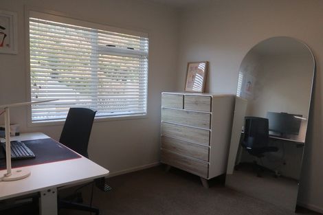 Photo of property in 1/23 Lake Road, Northcote, Auckland, 0627