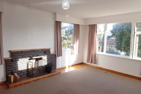 Photo of property in 61 Whiteley Street, Moturoa, New Plymouth, 4310
