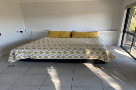 Photo of property in 8 Star Place, Cockle Bay, Auckland, 2014