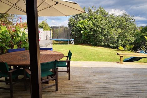 Photo of property in 19 Jay Court, Botany Downs, Auckland, 2010