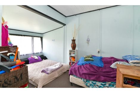 Photo of property in 12 Marie Avenue, Red Beach, 0932