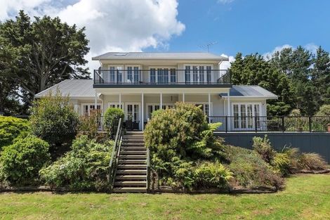 Photo of property in 384 Mangakura Road, Helensville, 0875