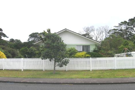 Photo of property in 98 Spinella Drive, Bayview, Auckland, 0629