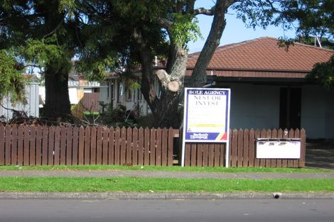 Photo of property in 2/117 Carruth Road, Papatoetoe, Auckland, 2025