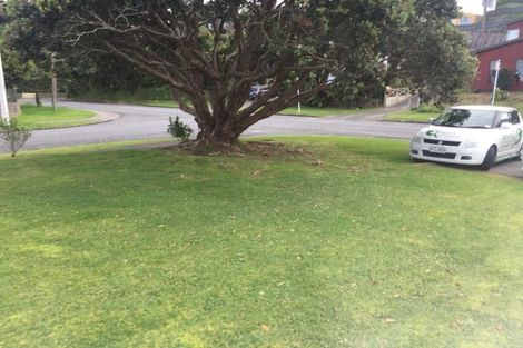 Photo of property in 9 Pekanga Road, Normandale, Lower Hutt, 5010