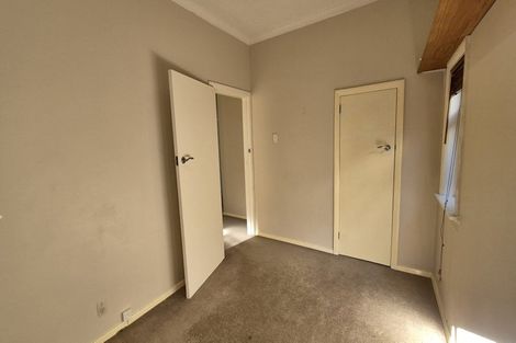 Photo of property in 22 Hampton Hill Road, Tawa, Wellington, 5028