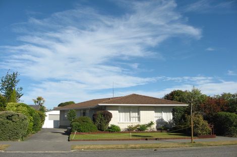 Photo of property in 34 Valecrest Avenue, Parklands, Christchurch, 8083