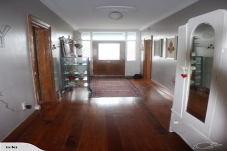 Photo of property in 48 Cutfield Road, New Plymouth, 4310