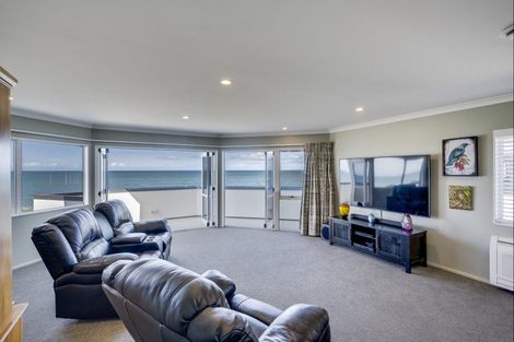 Photo of property in 120 North Shore Road, Eskdale, Napier, 4182