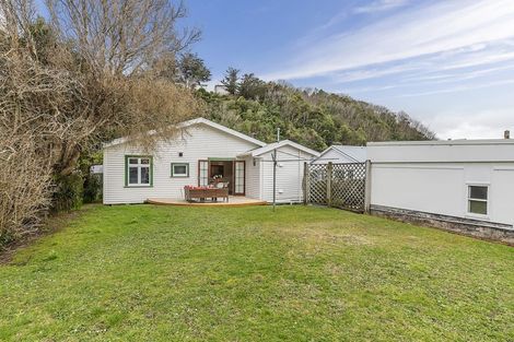 Photo of property in 33 Ranelagh Street, Karori, Wellington, 6012