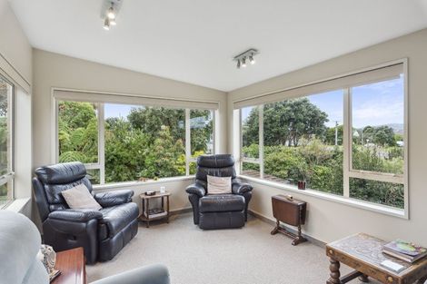 Photo of property in 325 Rosetta Road, Raumati Beach, Paraparaumu, 5032