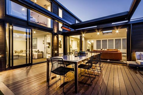 Photo of property in 41 Milford Road, Milford, Auckland, 0620