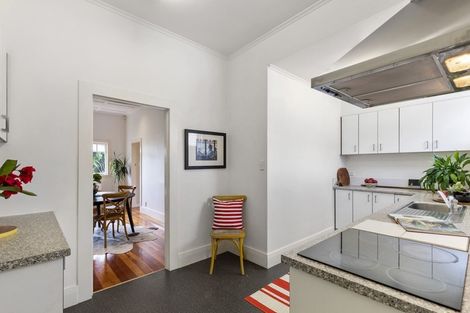 Photo of property in 24 Shoal Bay Road, Devonport, Auckland, 0624