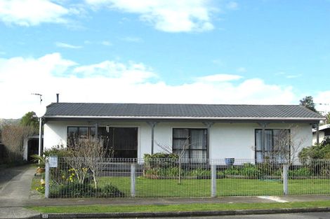Photo of property in 40 Rimu Street, Levin, 5510