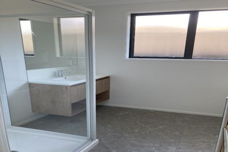 Photo of property in 297 Lakes Boulevard, Pyes Pa, Tauranga, 3112