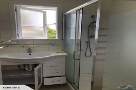 Photo of property in 686 East Coast Road, Pinehill, Auckland, 0630