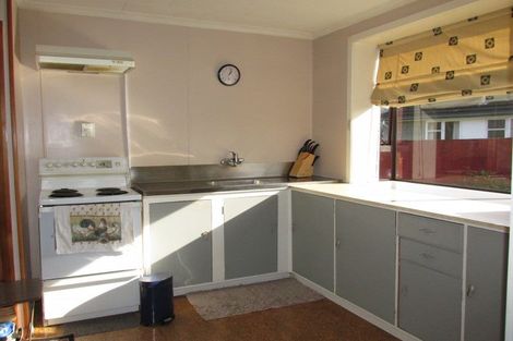 Photo of property in 9 Plaskett Street, Reefton, 7830