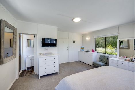 Photo of property in 77 Algernon Road, Longlands, Hastings, 4172