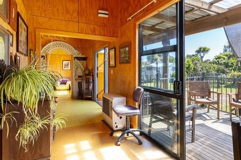 Photo of property in 11a Main Road, Ngakawau, 7824