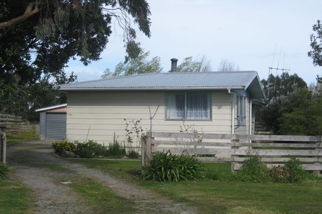 Photo of property in 3 Tawa Street, Tokomaru, Palmerston North, 4474