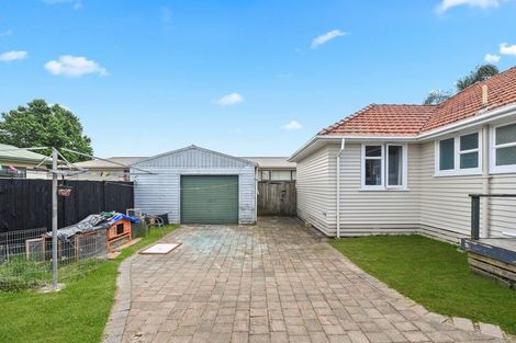 Photo of property in 41 Avalon Drive, Nawton, Hamilton, 3200