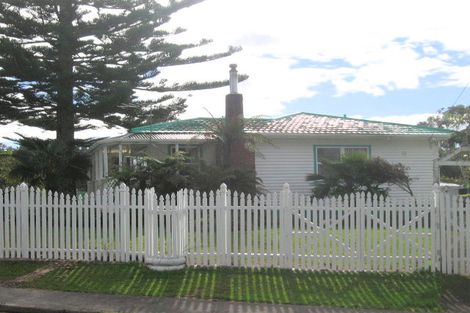 Photo of property in 1/34b Helena Street, Massey, Auckland, 0614