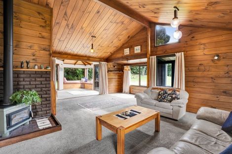 Photo of property in 65 Veale Road, Ridgewood, New Plymouth, 4371