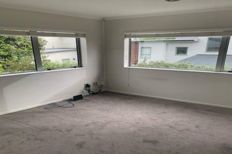 Photo of property in 9a Woodbine Avenue, Greenlane, Auckland, 1051