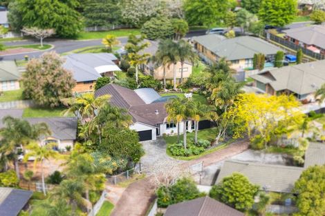 Photo of property in 76 Lothian Brae, Wattle Downs, Auckland, 2103