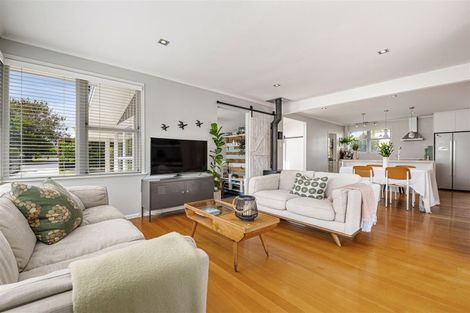 Photo of property in 12 Trigg Road, Huapai, Kumeu, 0810