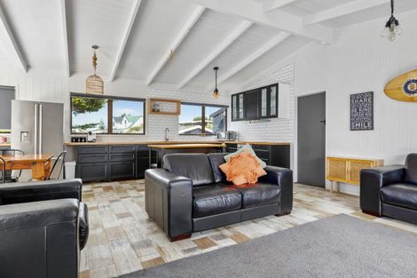 Photo of property in 96 Blue Pacific Parade, Riversdale Beach, Masterton, 5872