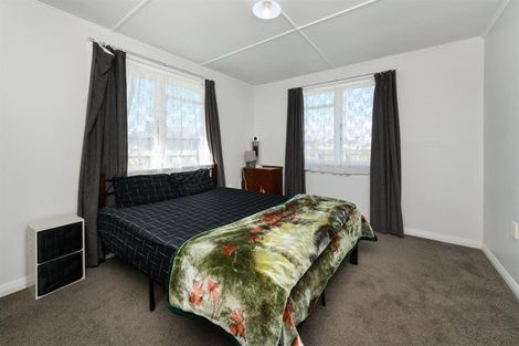 Photo of property in 33 Holland Crescent, Bulls, 4818