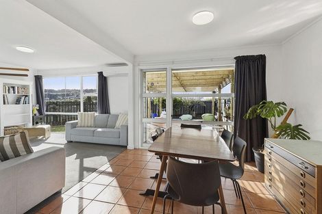 Photo of property in 2/163 Rongotai Road, Rongotai, Wellington, 6022