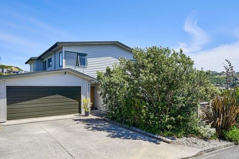 Photo of property in 42f James Cook Drive, Whitby, Porirua, 5024