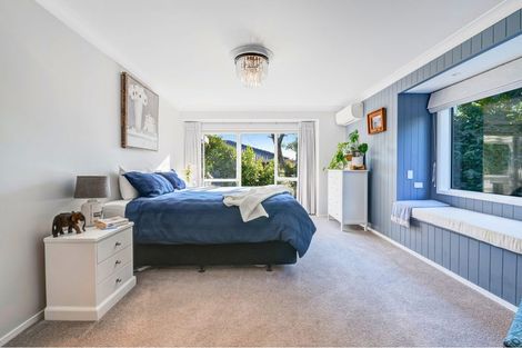 Photo of property in 19 Esther Place, Red Beach, 0932