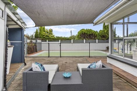 Photo of property in 1/32 Manuka Road, Glenfield, Auckland, 0629