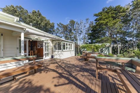 Photo of property in 2059 State Highway 16, Helensville, 0875