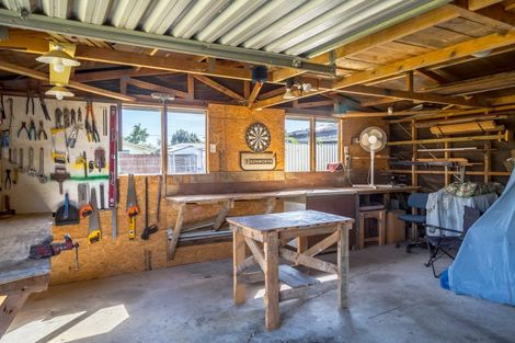 Photo of property in 20 Philip Street, Carterton, 5713