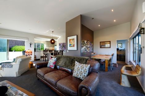 Photo of property in 355 Princes Drive, Britannia Heights, Nelson, 7010