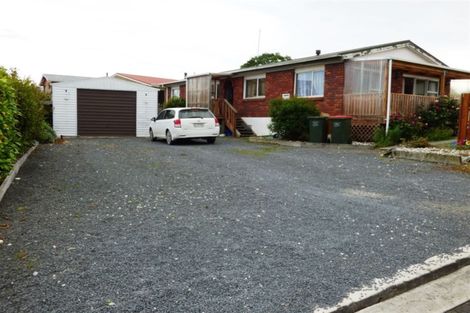Photo of property in 32 Mcneil Street, Balclutha, 9230