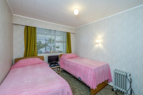 Photo of property in 77 Bartholomew Road, Levin, 5510