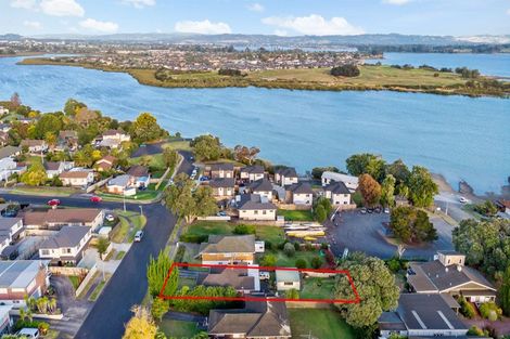 Photo of property in 17 Greers Road, Weymouth, Auckland, 2103