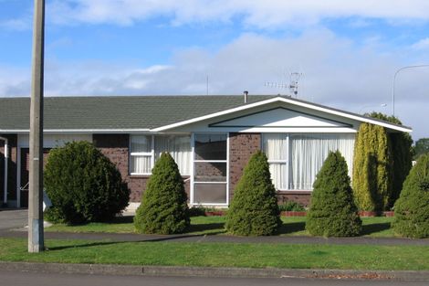 Photo of property in 29 Edwards Place, Terrace End, Palmerston North, 4410