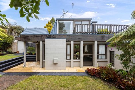 Photo of property in 26 Aberdeen Road, Campbells Bay, Auckland, 0620