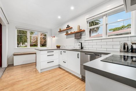 Photo of property in 3 Juliana Place, Awapuni, Palmerston North, 4412