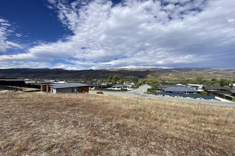 Photo of property in 65 Stratford Drive, Mount Pisa, Cromwell, 9383