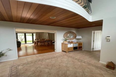 Photo of property in 2/31 Eversleigh Road, Belmont, Auckland, 0622