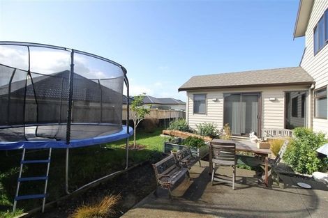 Photo of property in 13 Paso Fino Crescent, Karaka, Papakura, 2113