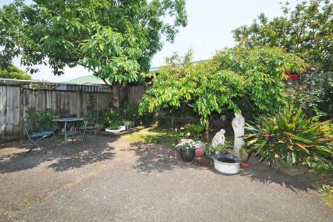 Photo of property in 14 Drummond Drive, Ranui, Auckland, 0612